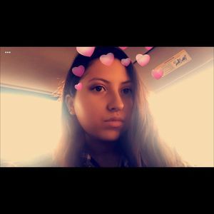 Meet your Posher, Iliana